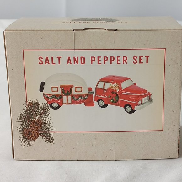 NWT Ceramic Red Vehicle & Camping Trailer Salt & Pepper Set- - Picture 2 of 13